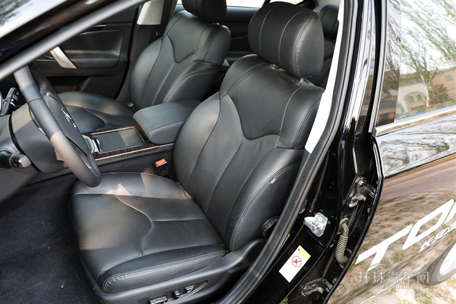 2013款 1.8T 自動旗艦型 國V