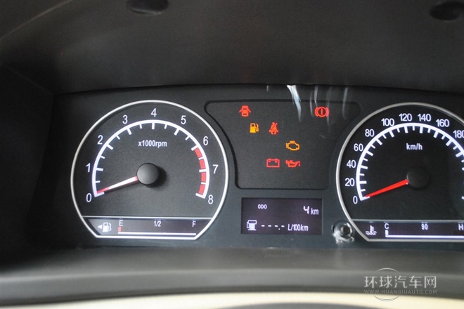 2011款 新銳版 1.8L 手動舒適型