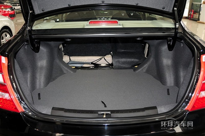 2012款 1.8L 自動精英型