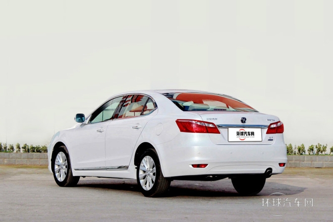 2013款 1.8T 自動尊崇型