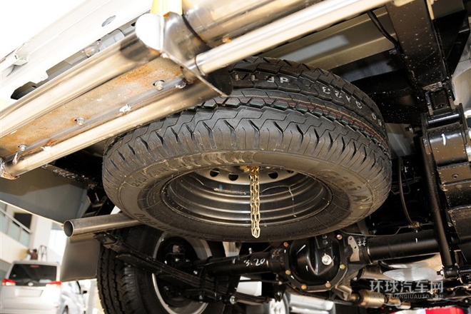 2011款 2.4L汽油兩驅高級型