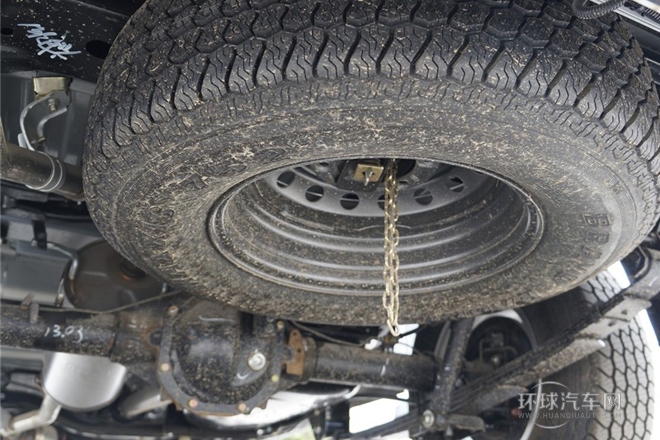 2013款 2.4L兩驅高級型5座ZN6494