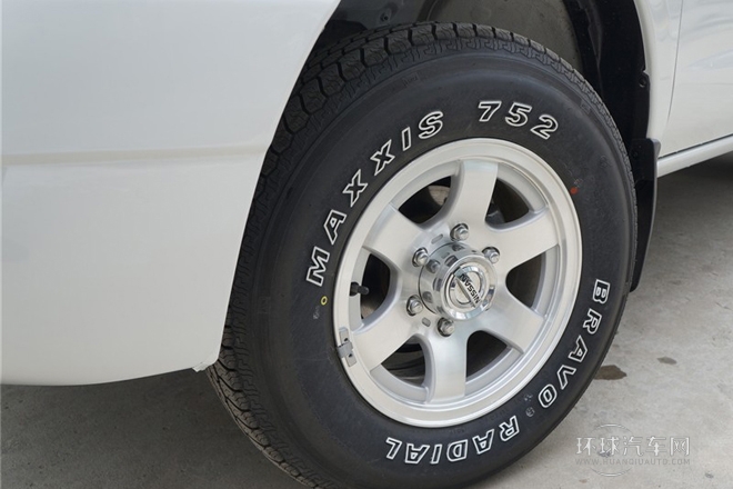 2013款 2.4L兩驅(qū)高級型5座ZN6494