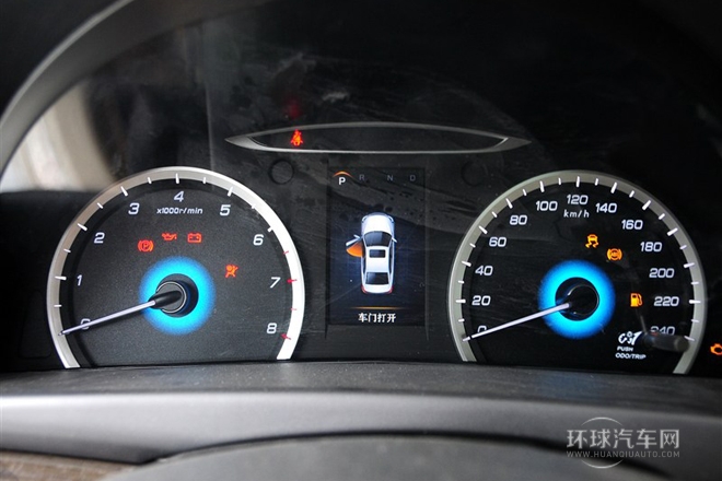 2013款 1.8T 自動尊貴型 國IV