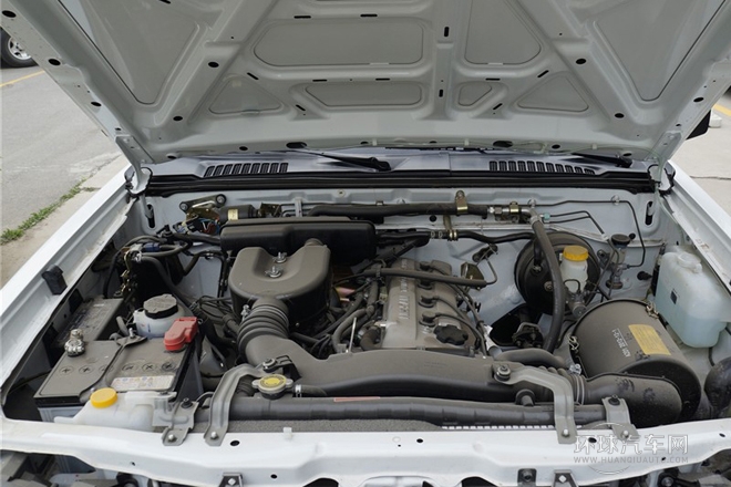 2013款 2.4L四驅(qū)標準型5座ZN6494