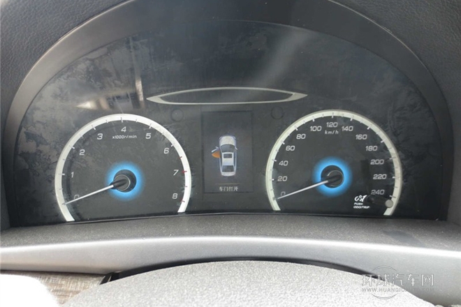 2013款 1.8T 自動(dòng)尊貴型 國(guó)V