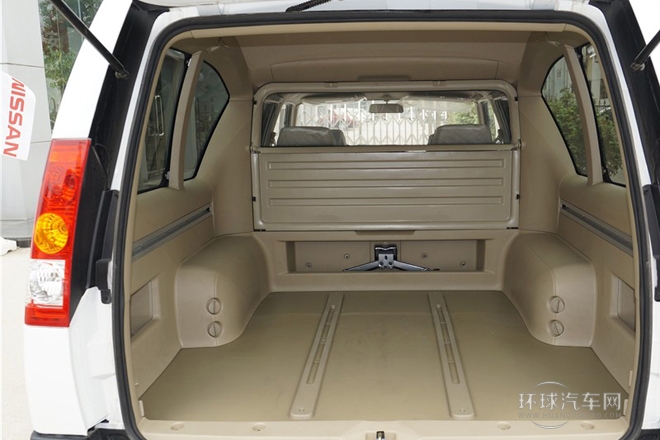 2013款 2.4L四驅高級型5座ZN6494