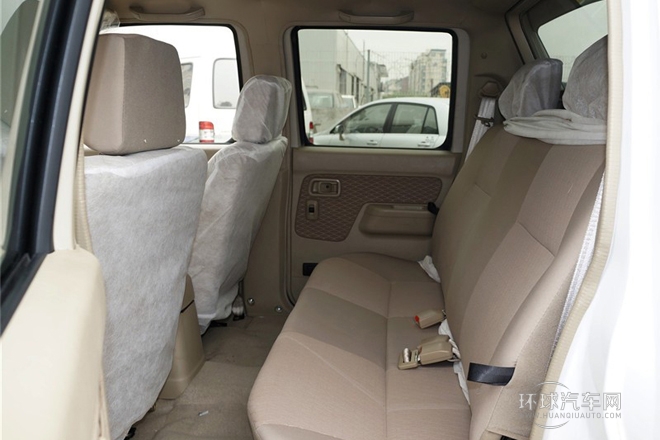 2013款 2.4L四驅高級型5座ZN6494