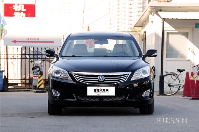 2013款 1.8T 自動尊貴型 國V