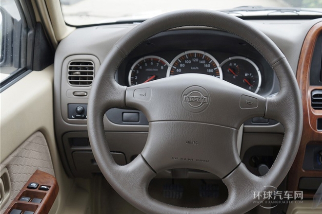 2013款 2.4L四驅(qū)高級(jí)型5座ZN6494