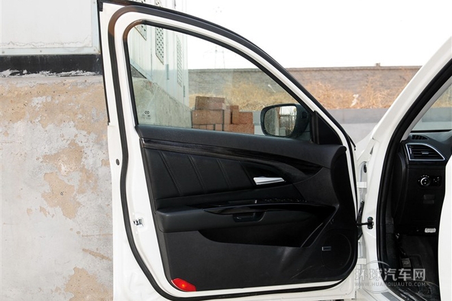 2013款 2.3T 豪華版