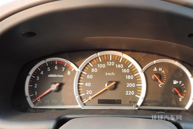 2012款 2.4L四驅高級版7座ZN6494