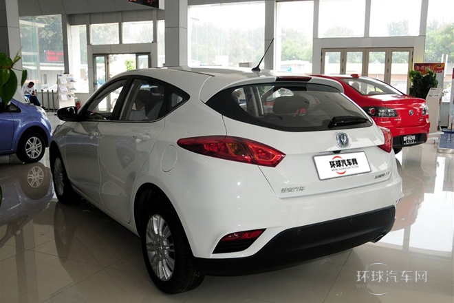 2013款 2.0L 手動舒適型 國V