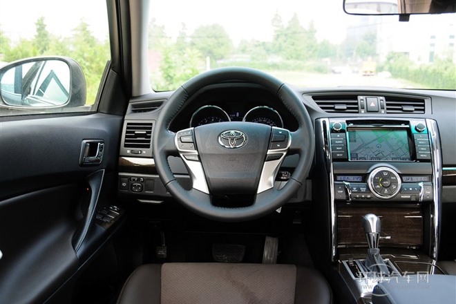 2013款 2.5V 尚銳導(dǎo)航版