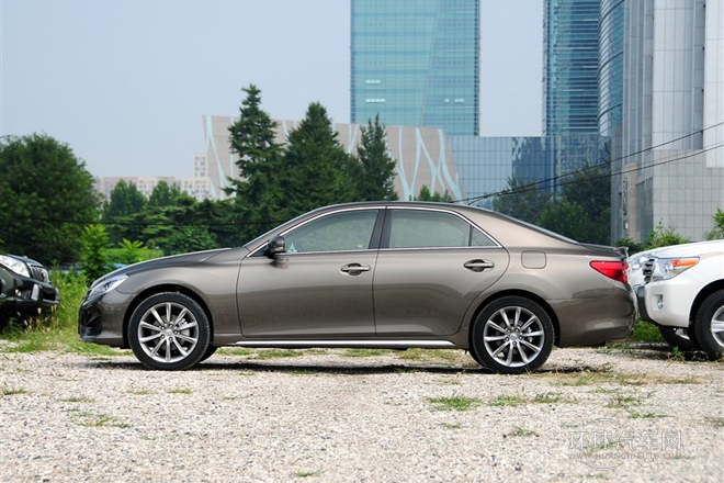 2013款 2.5V 尚銳導航版