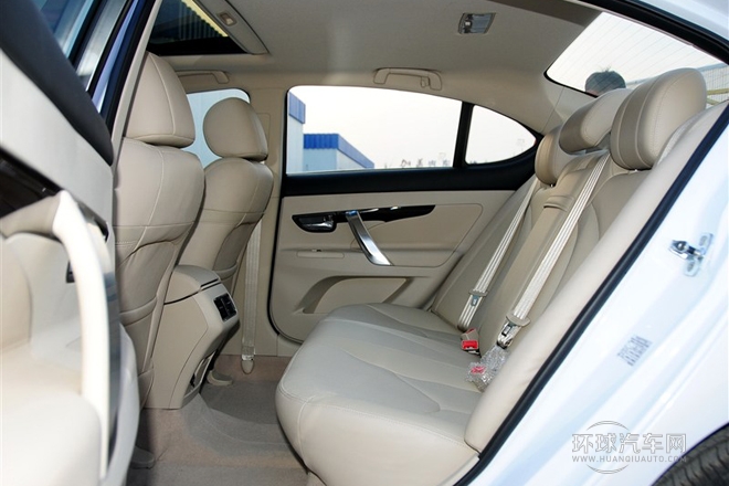 2013款 2.0L 自動豪華型 國V