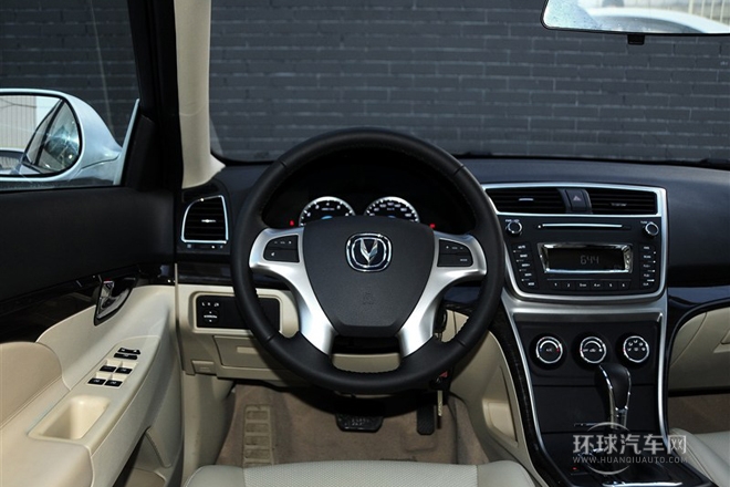 2013款 2.0L 自動豪華型 國V