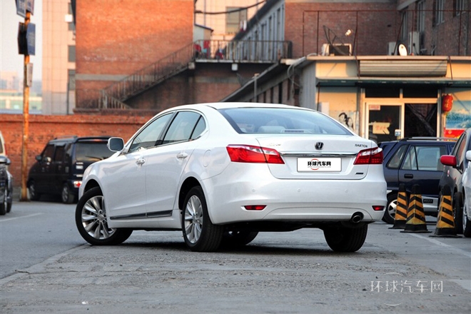 2013款 2.0L 自動豪華型 國V