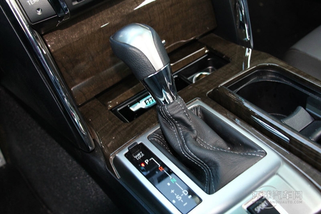 2013款 2.5V 尊銳版