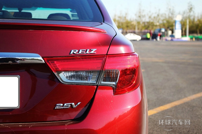 2013款 2.5V 尊銳版