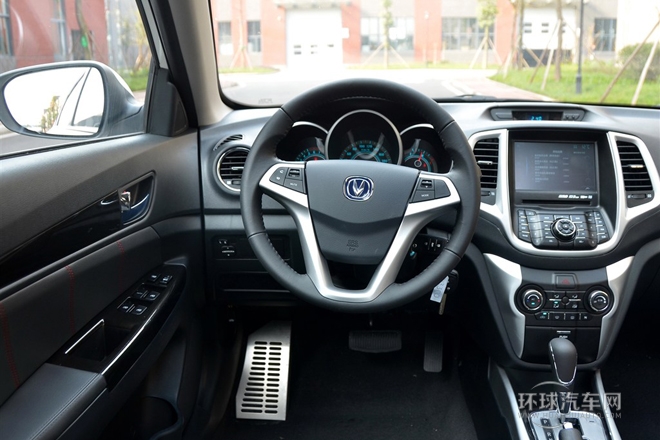 2014款 1.5T 自動運動尊貴型