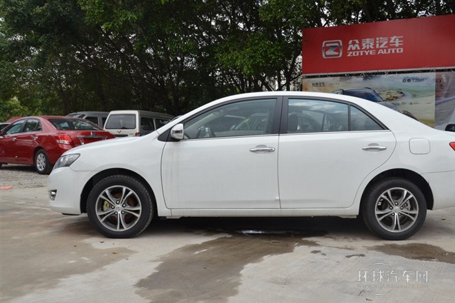 2014款 1.6L 自動尊貴型