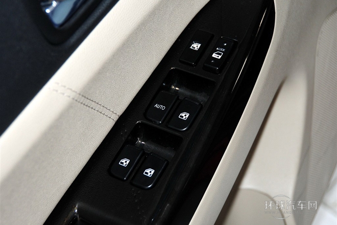 2014款 1.6L 手動豪華型