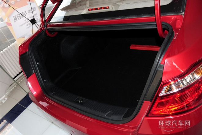 2014款 1.6L 手動(dòng)豪華型