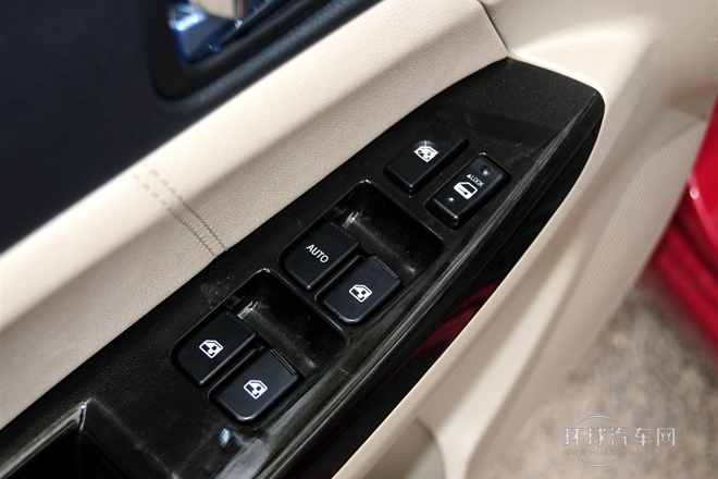 2014款 1.6L 自動豪華型