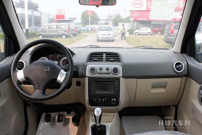 2011款 1.3L 手動(dòng)舒適型