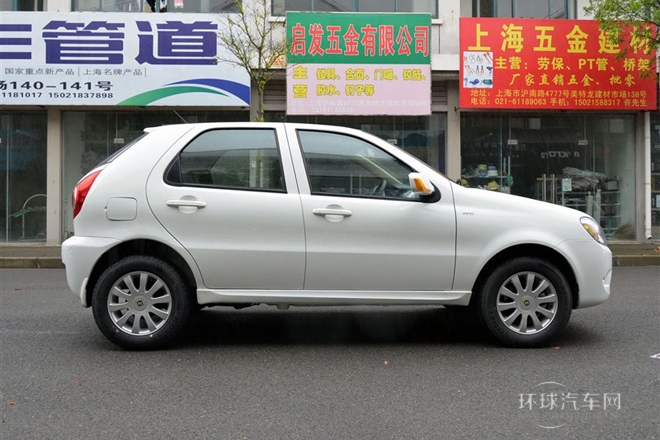 2011款 1.5L 自動豪華型