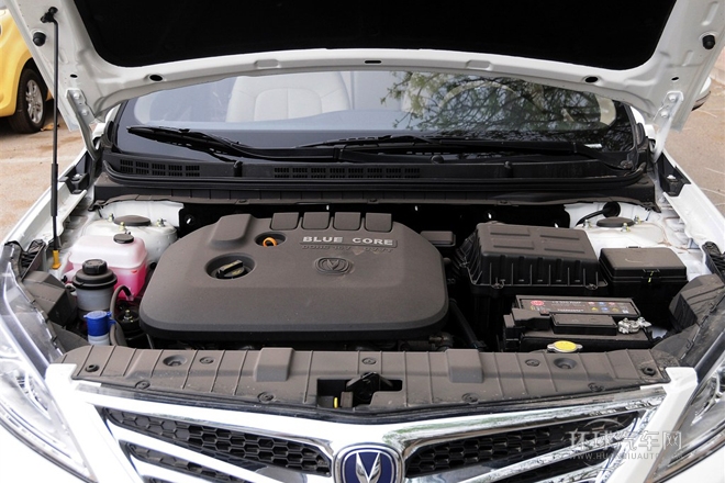 2014款 1.6L 自動尊貴型