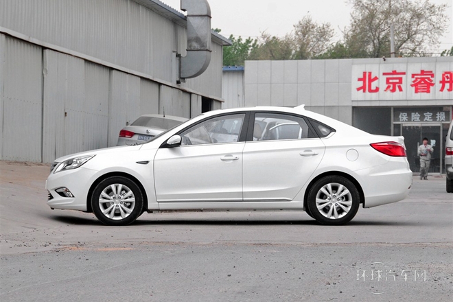 2014款 1.6L 自動尊貴型