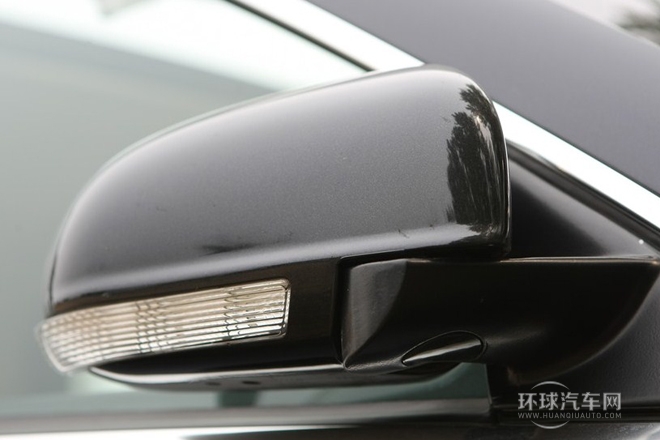 2011款 2.0L 手動豪華型