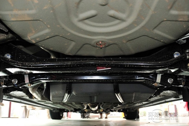 2011款 1.8T 自動尊貴型