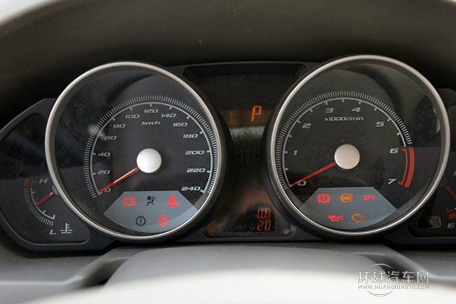 2010款 1.5L 自動(dòng)豪華型