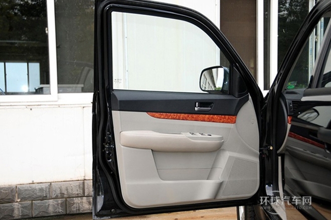 2012款 2.2L兩驅汽油基本型中軸