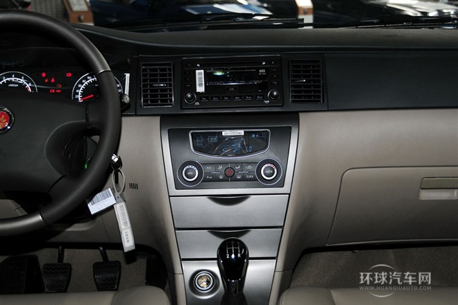 2012款 節(jié)能版 1.5L 手動尊貴型