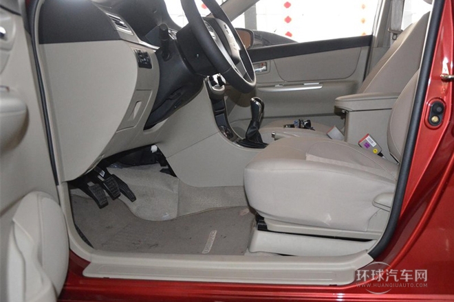 2014款 1.5L 手動尊貴型
