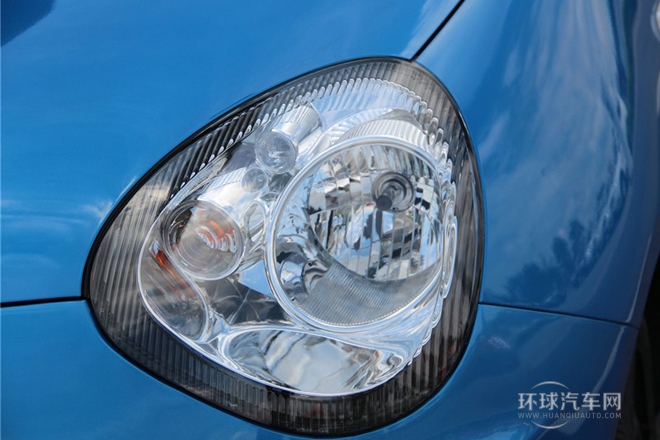 2011款 1.0L 手動標準型