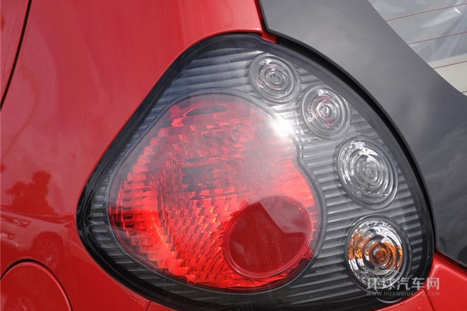 2011款 1.3L 手動舒適型Ⅱ