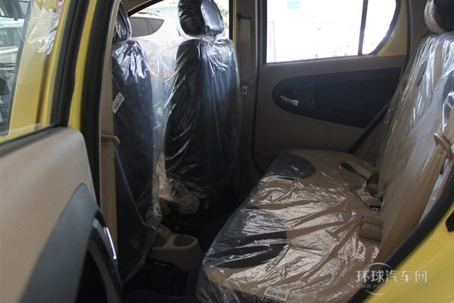 2013款 1.0L 手動(dòng)進(jìn)取型