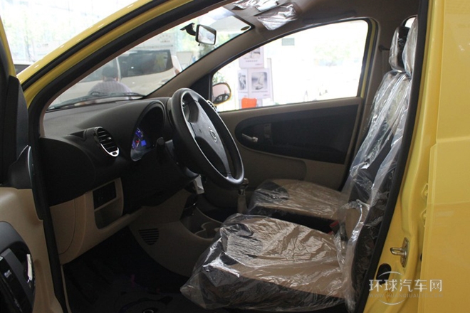 2013款 1.0L 手動進取型