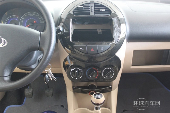 2013款 1.0L 手動進取型