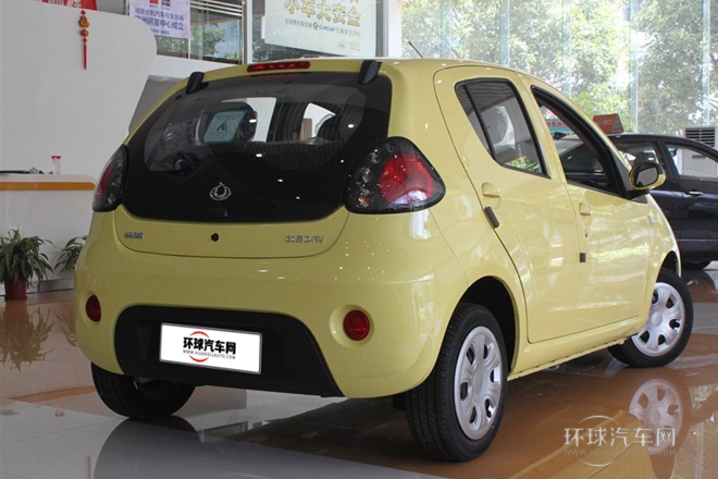 2013款 1.0L 手動進取型