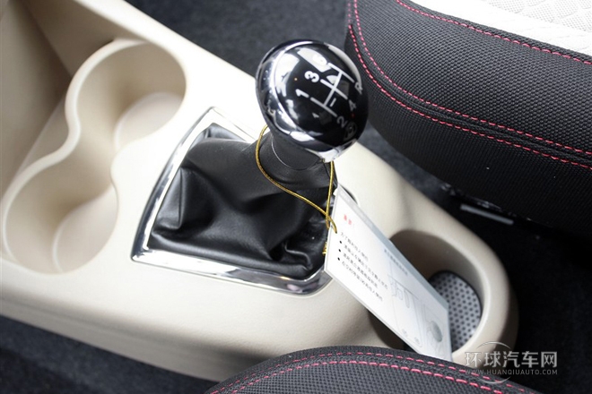 2014款 CROSS 1.3L 手動(dòng)進(jìn)取型