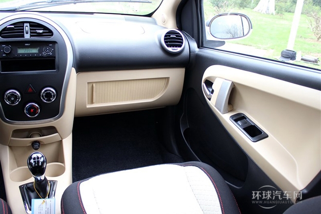 2014款 CROSS 1.3L 手動進(jìn)取型