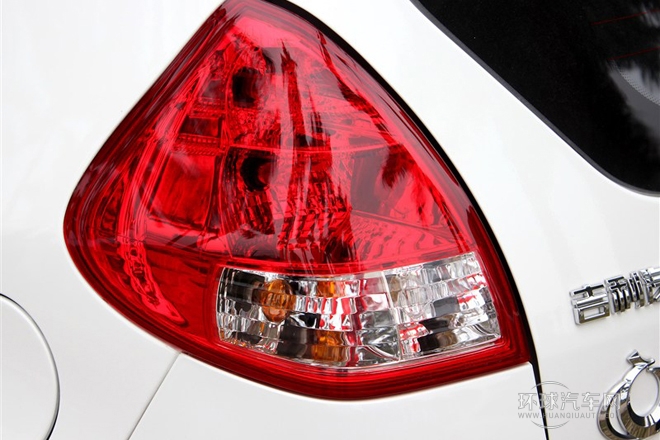 2014款 CROSS 1.3L 手動進取型