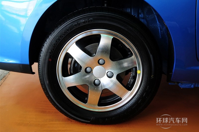 2014款 CROSS 1.3L 手動精英型