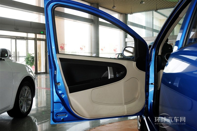 2014款 CROSS 1.3L 手動精英型